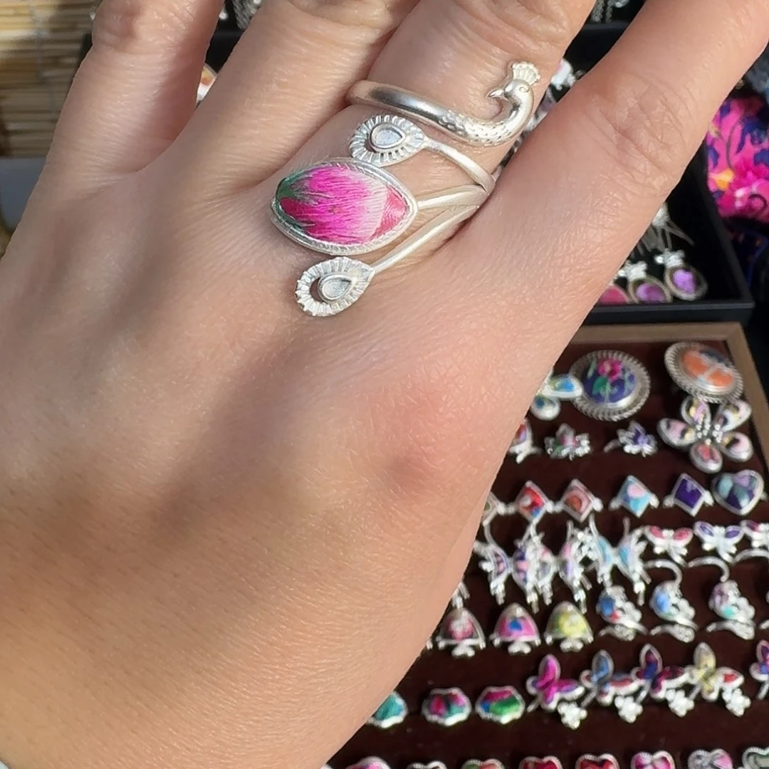 织绣民族风刺绣戒指