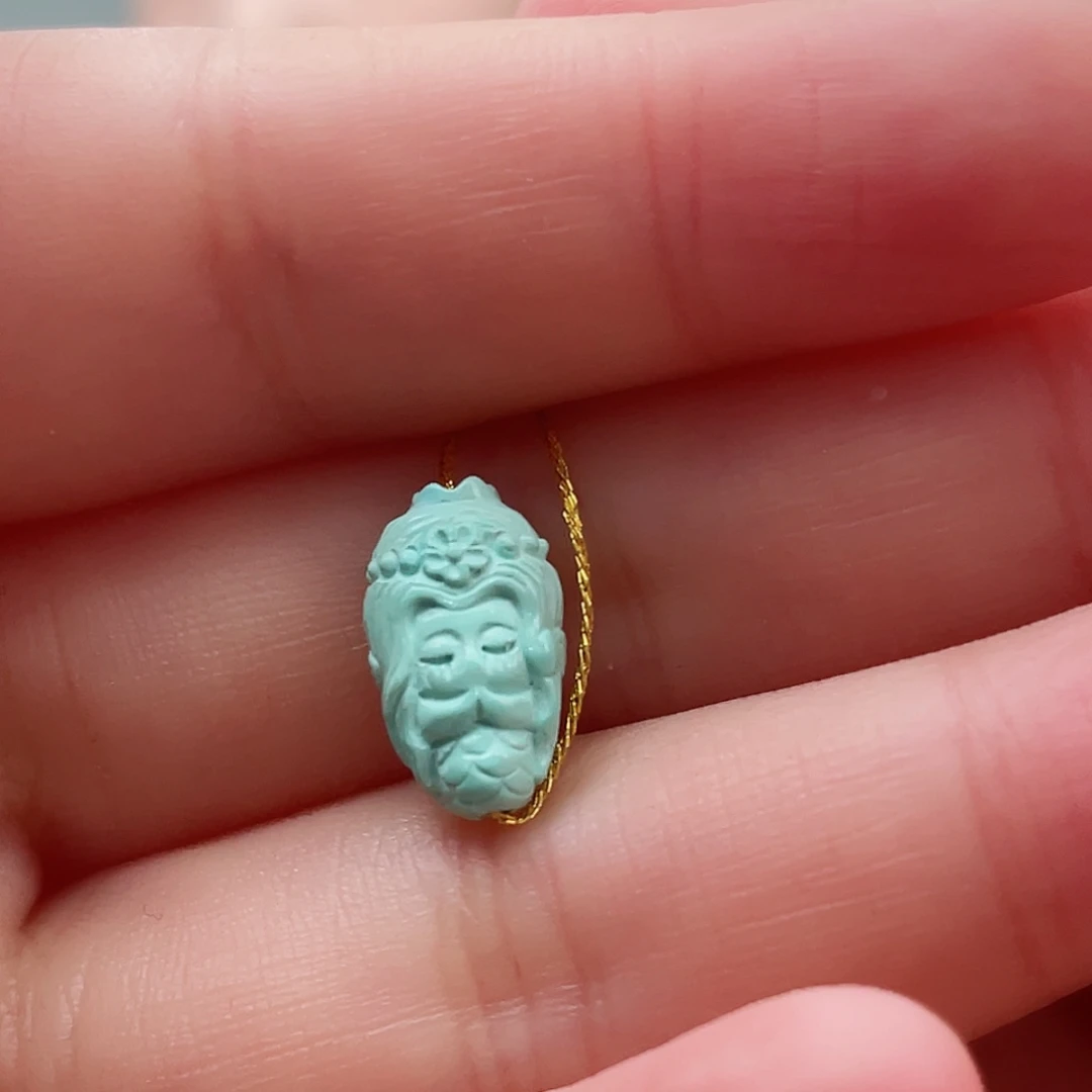 绿松石颈饰未镶嵌