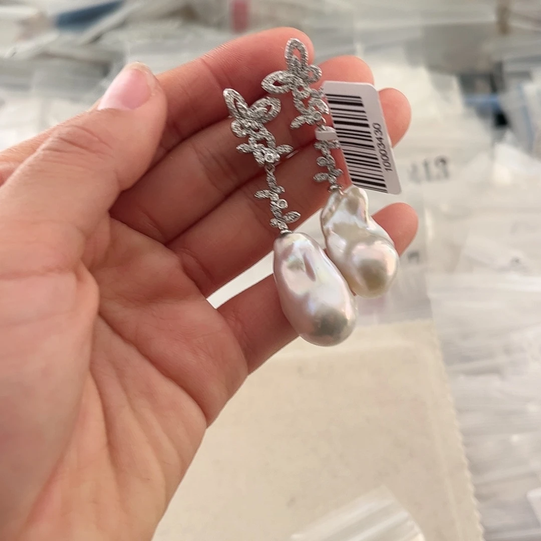 淡水珍珠耳饰合金
