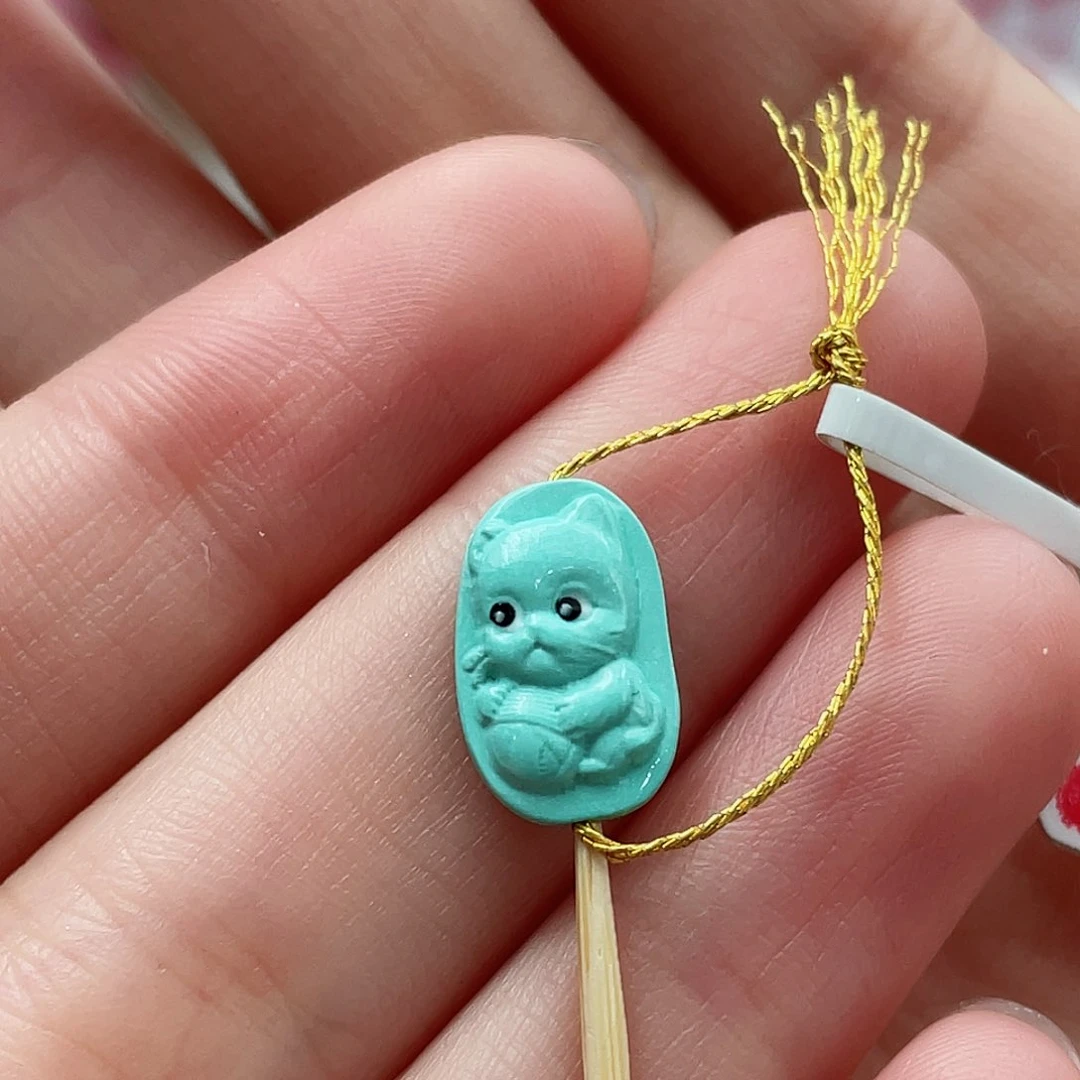 绿松石颈饰未镶嵌