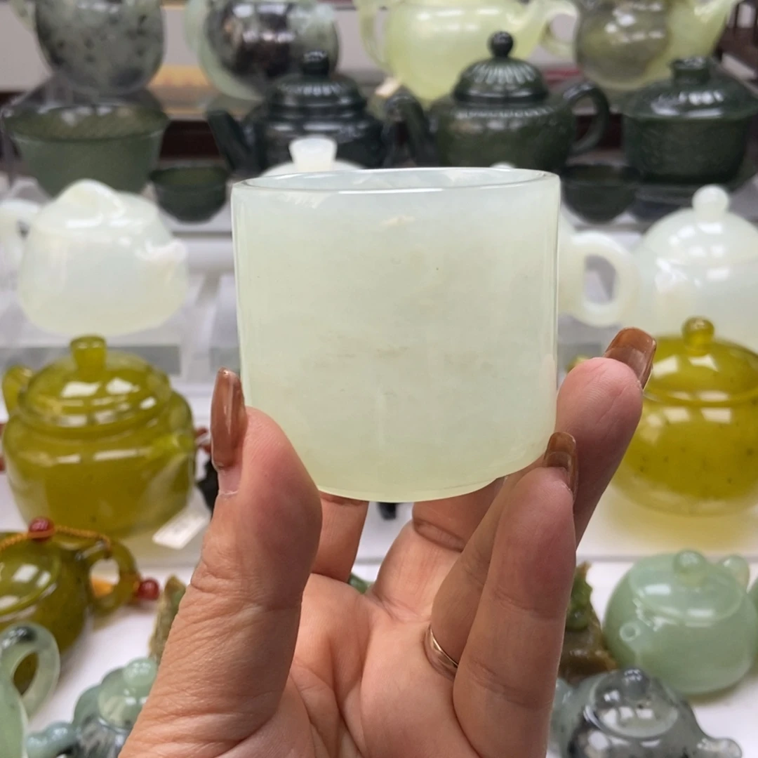 赏***目蛇纹石玉未镶嵌主人杯