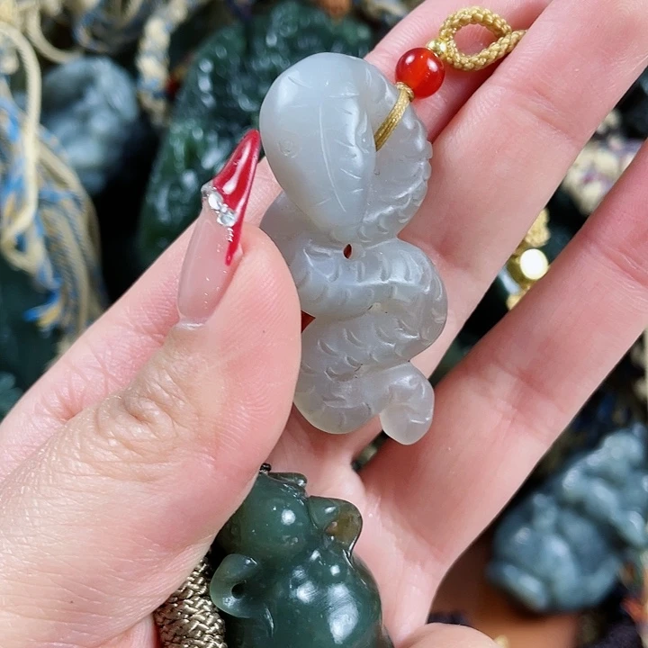 和田玉挂件未镶嵌