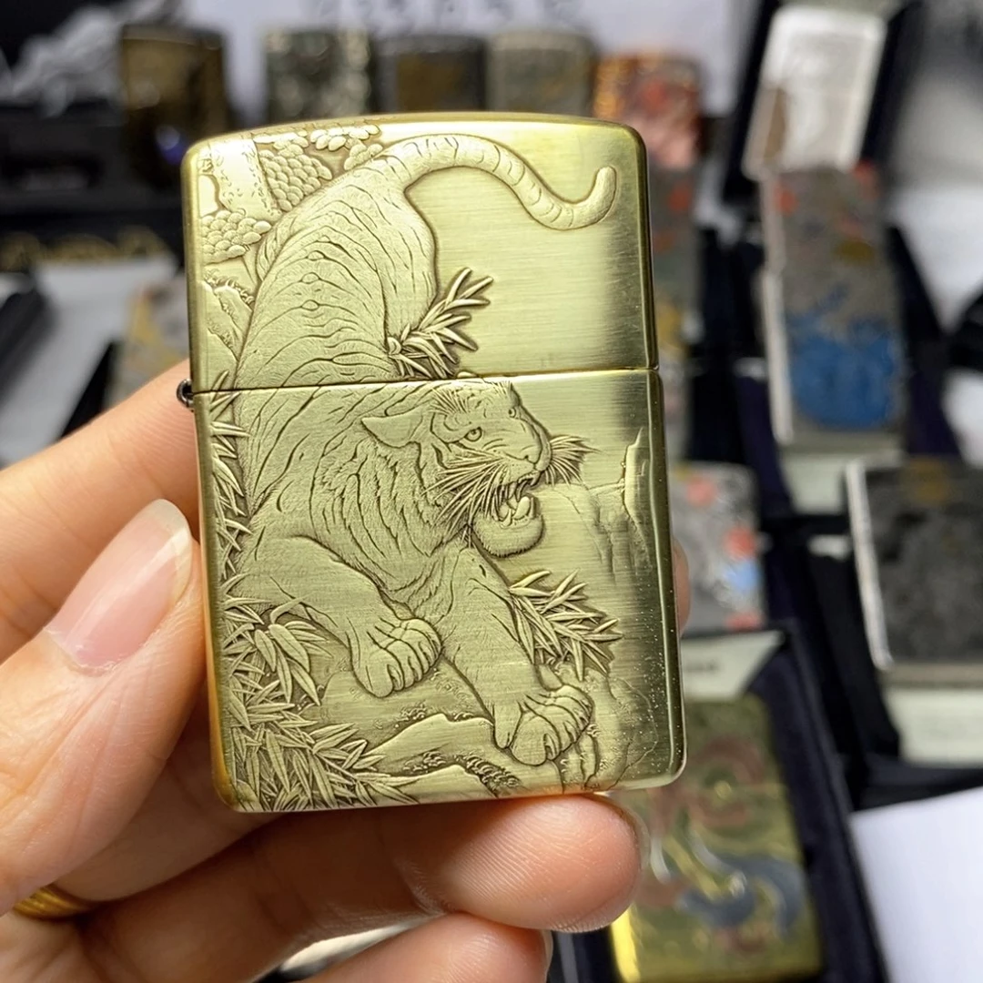 铜用****0zippo打火机盔甲虎