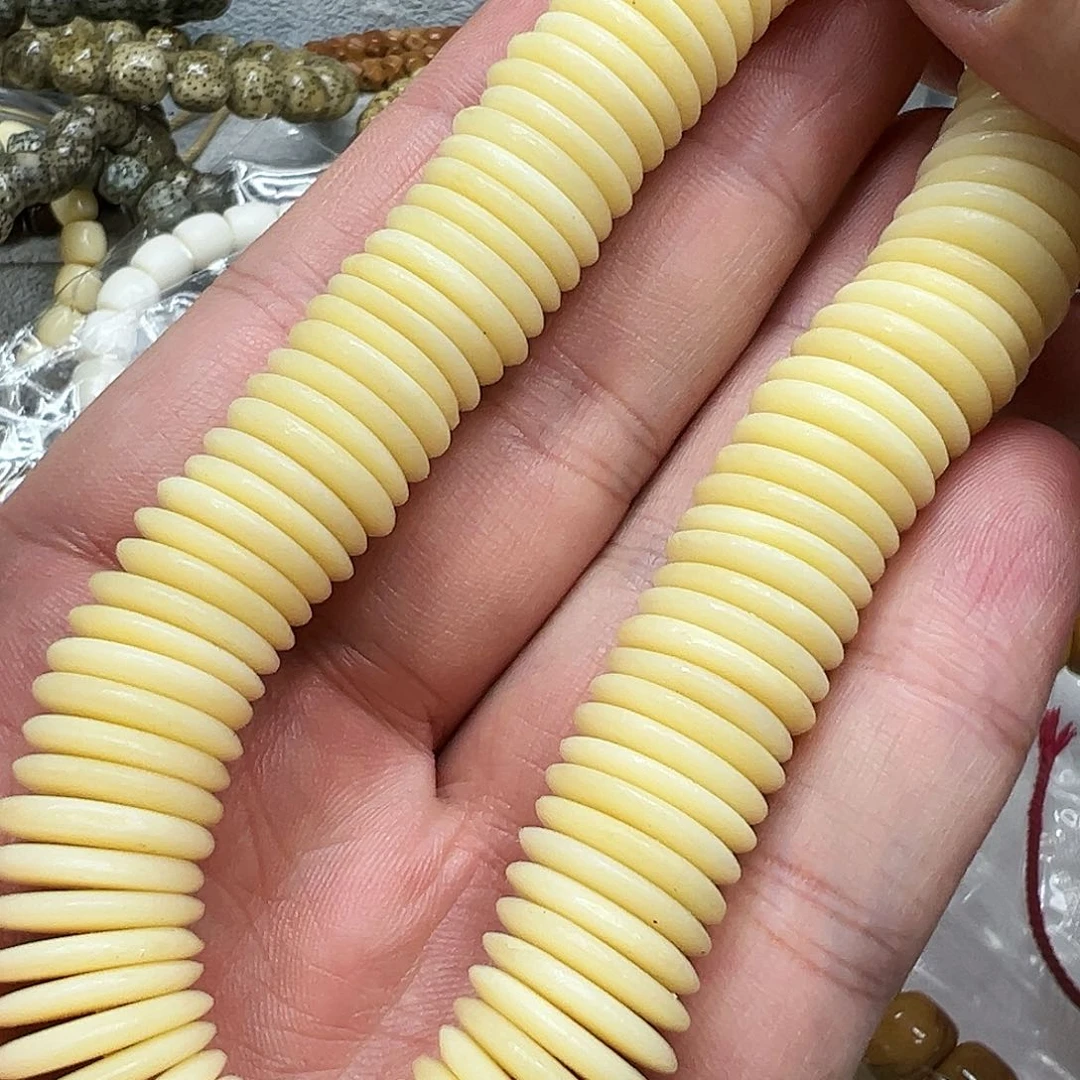 驼骨其他56驼骨1.5片手持有粽裂