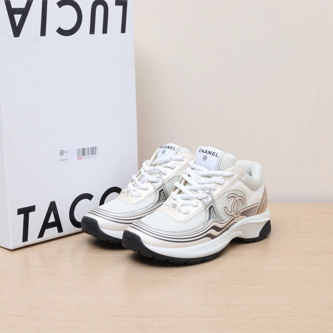 99新 Chanel/香奈儿 【lu】 运动鞋 金色 36.5P235603926