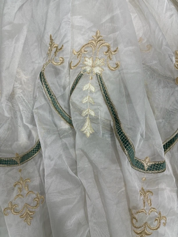 8930 6×2.77 绣花纱