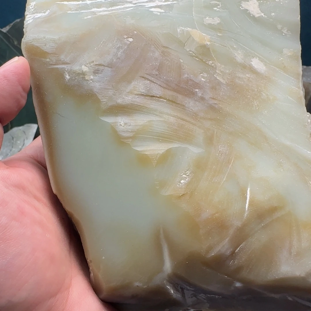 广***线未镶嵌和田玉（糖玉）珠宝奇石