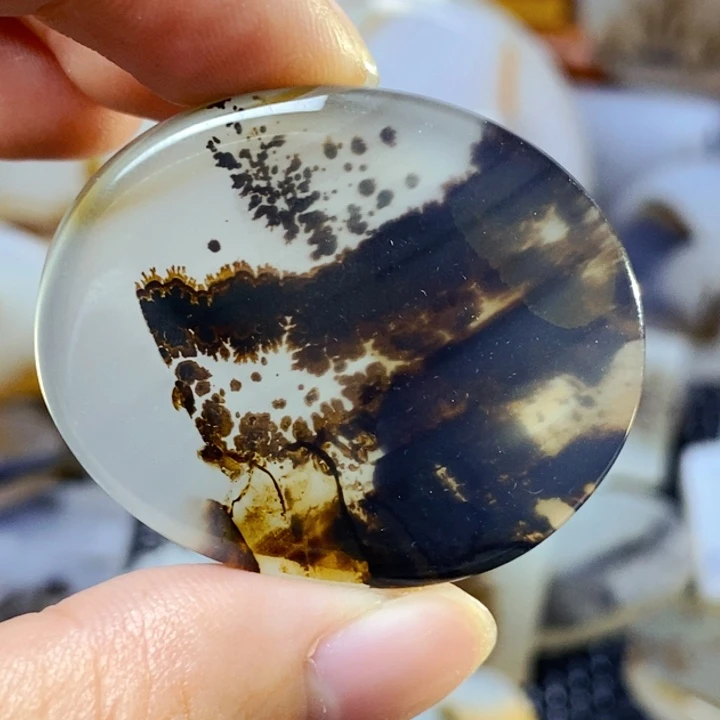 玛瑙/玉髓未镶嵌珠宝半成品