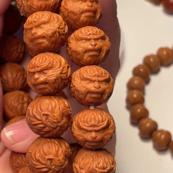 白***壶吊坠猴头核桃猴头