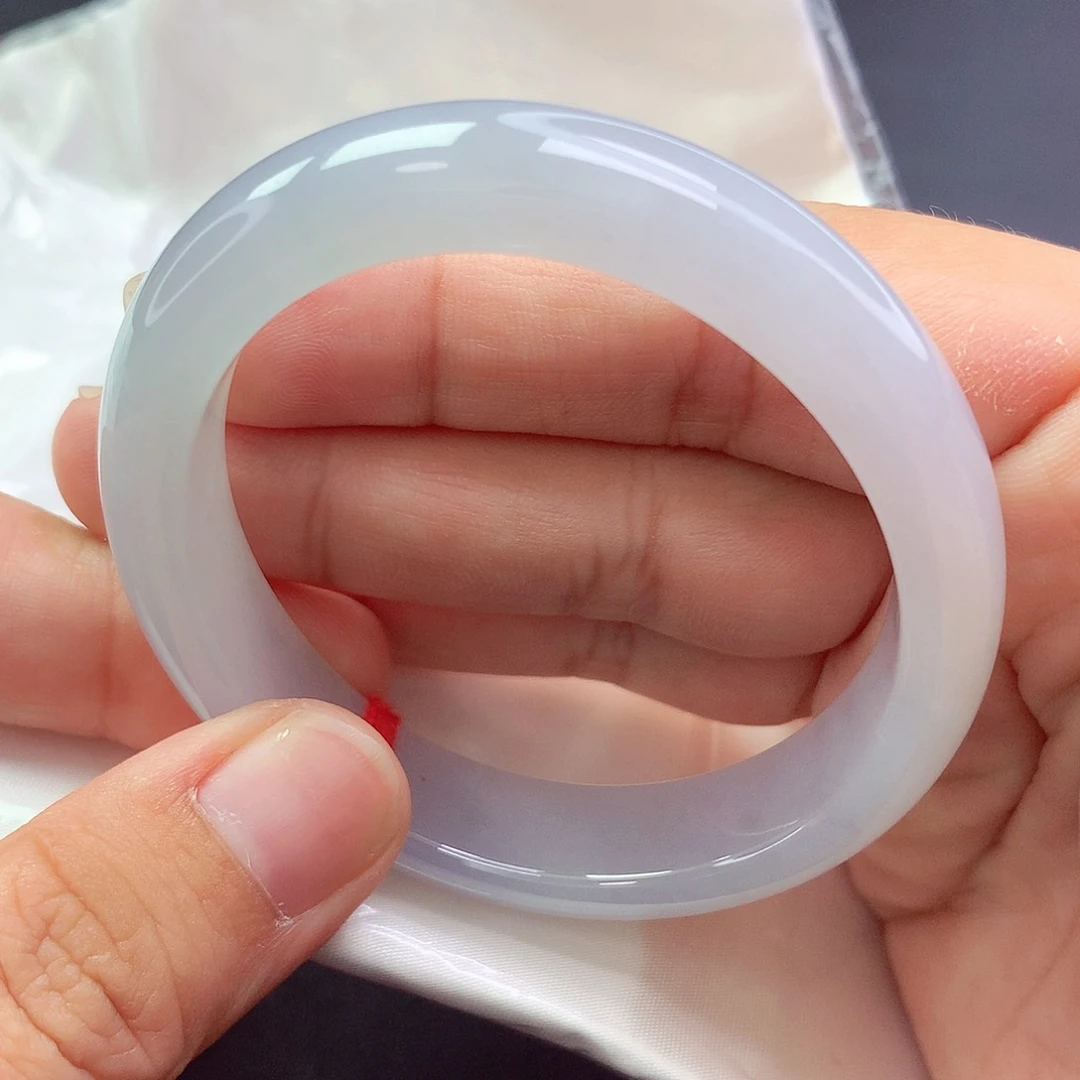 【闪购商品】未镶嵌手镯翡翠贵妃a 142754