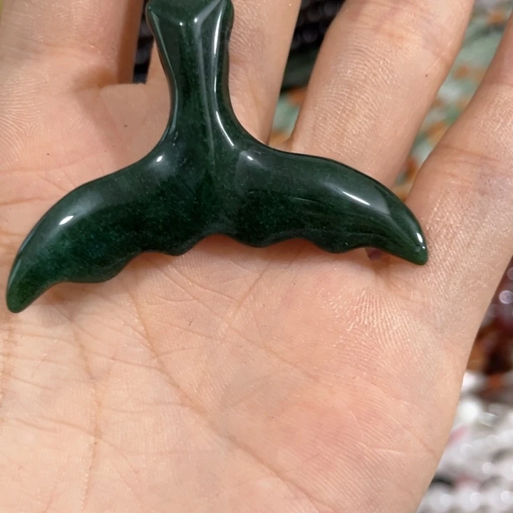 大理石磁石一个墨绿玉鱼尾吊坠