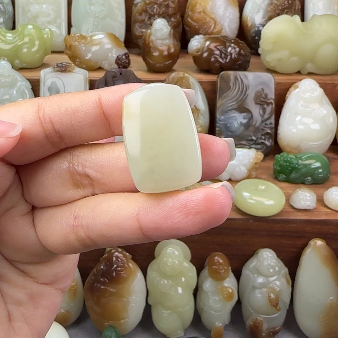 定制和田玉未镶嵌和田玉