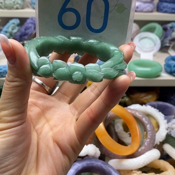 合金手镯石英岩玉