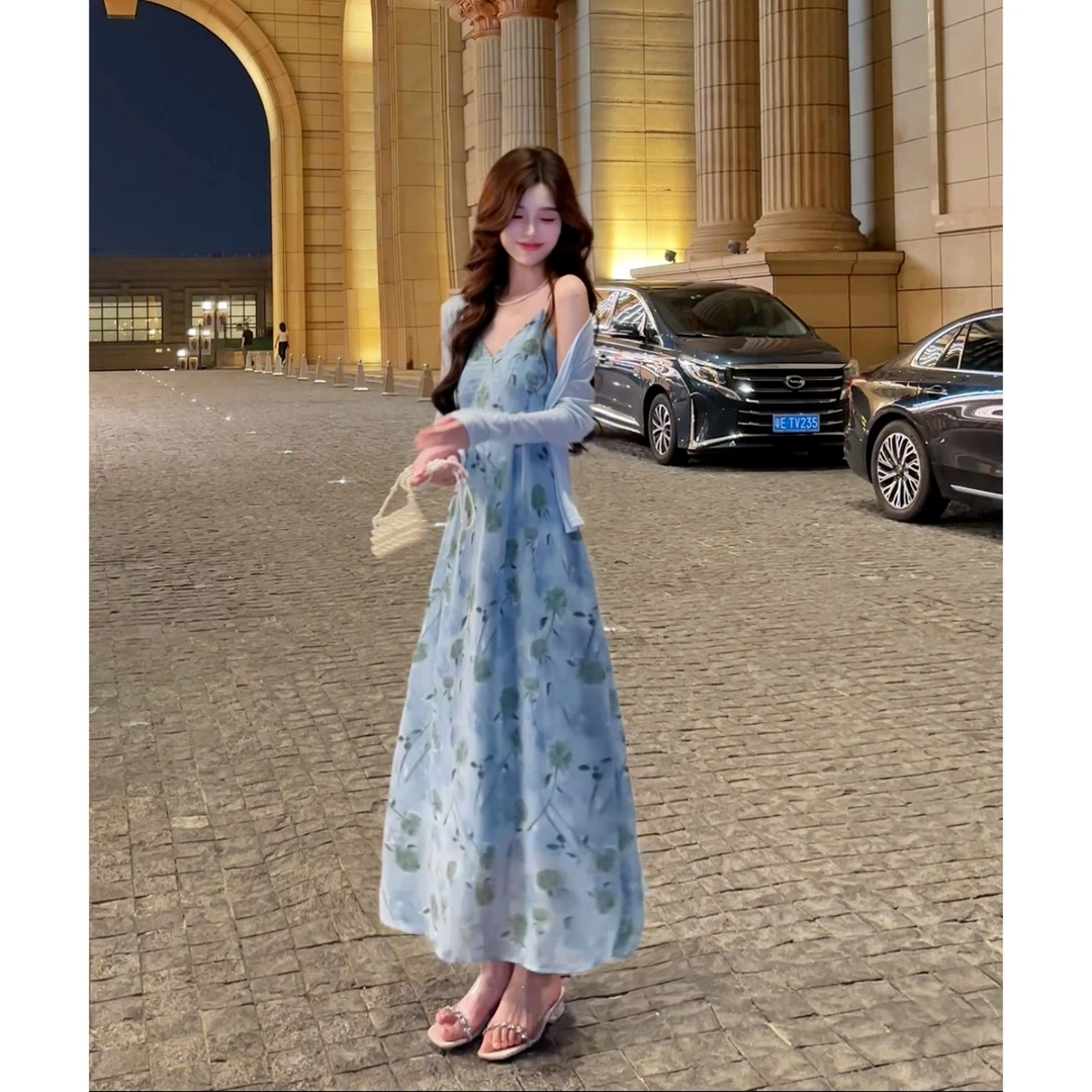 蓝色吊带连衣裙女夏季2025新款仙女气质修身显瘦收腰长款裙子7002