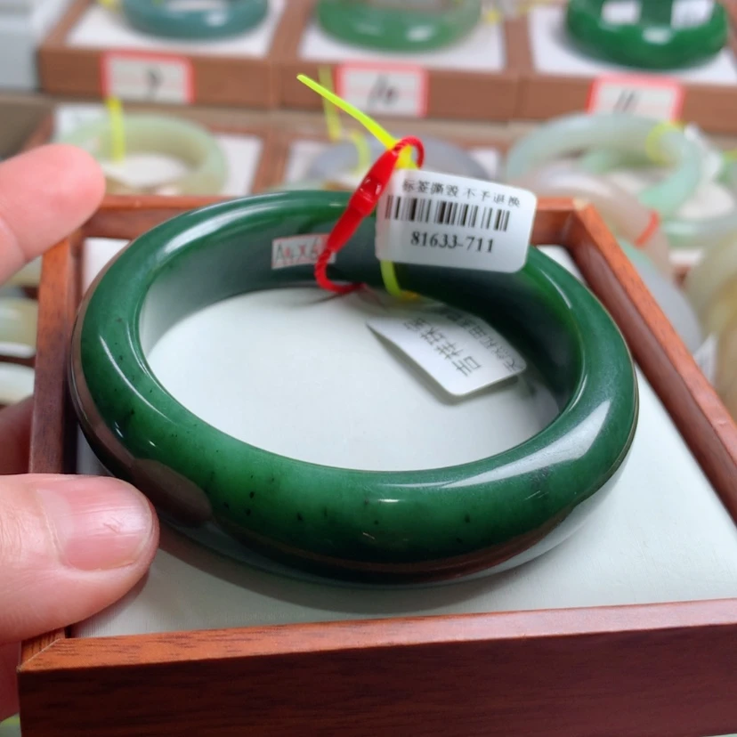 【闪购商品】和田玉手镯未镶嵌60.5