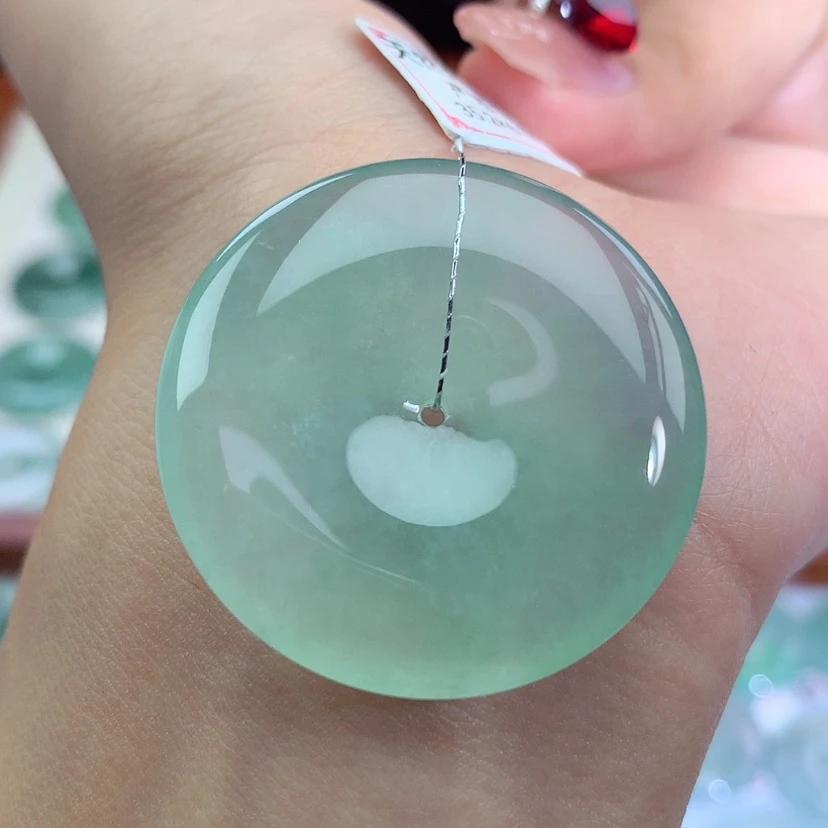 【闪购商品】翡翠吊坠(不含链)未镶嵌