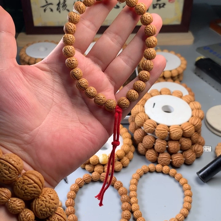 桃核吊坠0.9小粗筋深纹