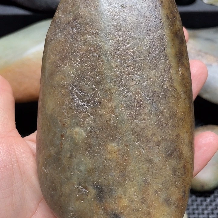 和田玉未镶嵌车挂