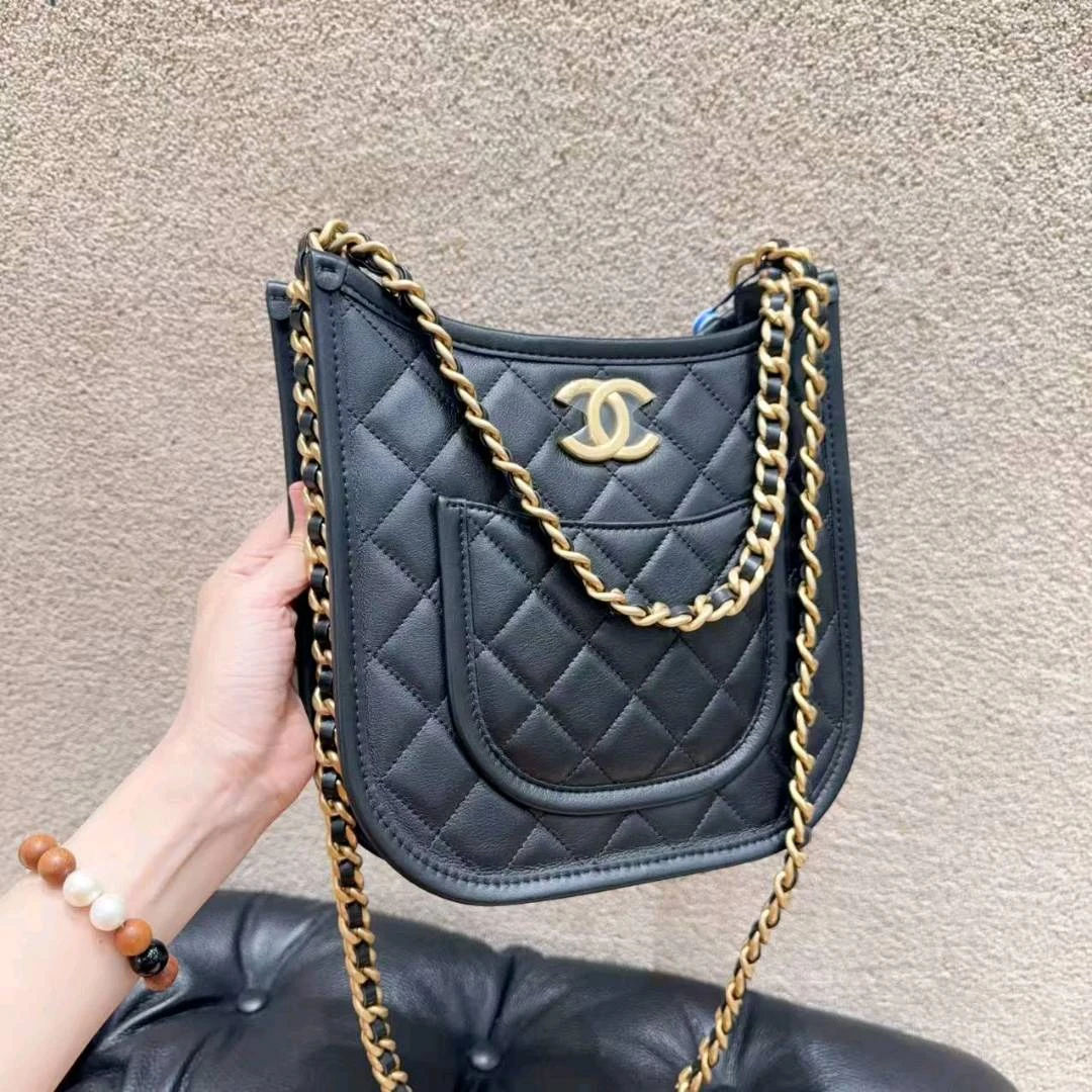 99新 Chanel/香奈儿 香奈儿/Chanel24S黑金竖版hobo金扣单肩斜挎