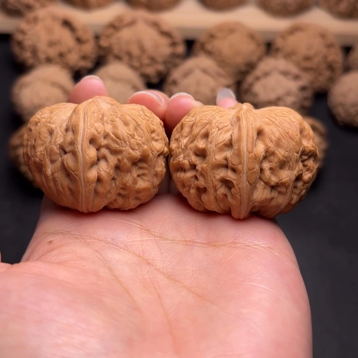 不****把件文玩核桃42元宝