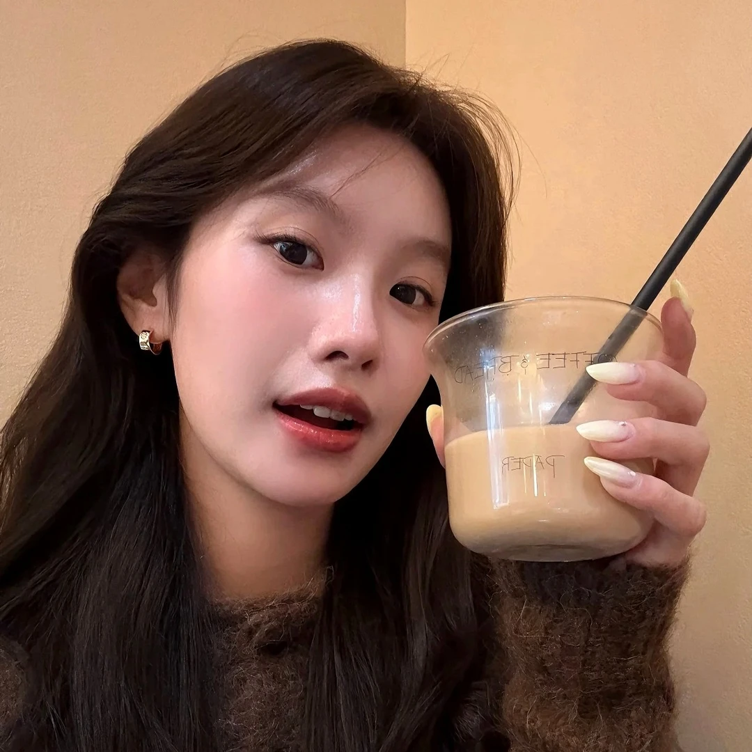 铜合金锆石耳饰 【鎏金心钻】爱心耳饰女款小众锆石百搭高级感耳环