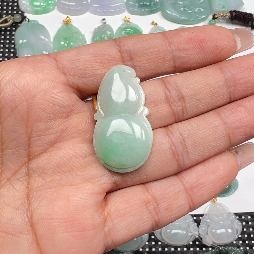 翡翠未镶嵌颈饰天然缅料a葫芦