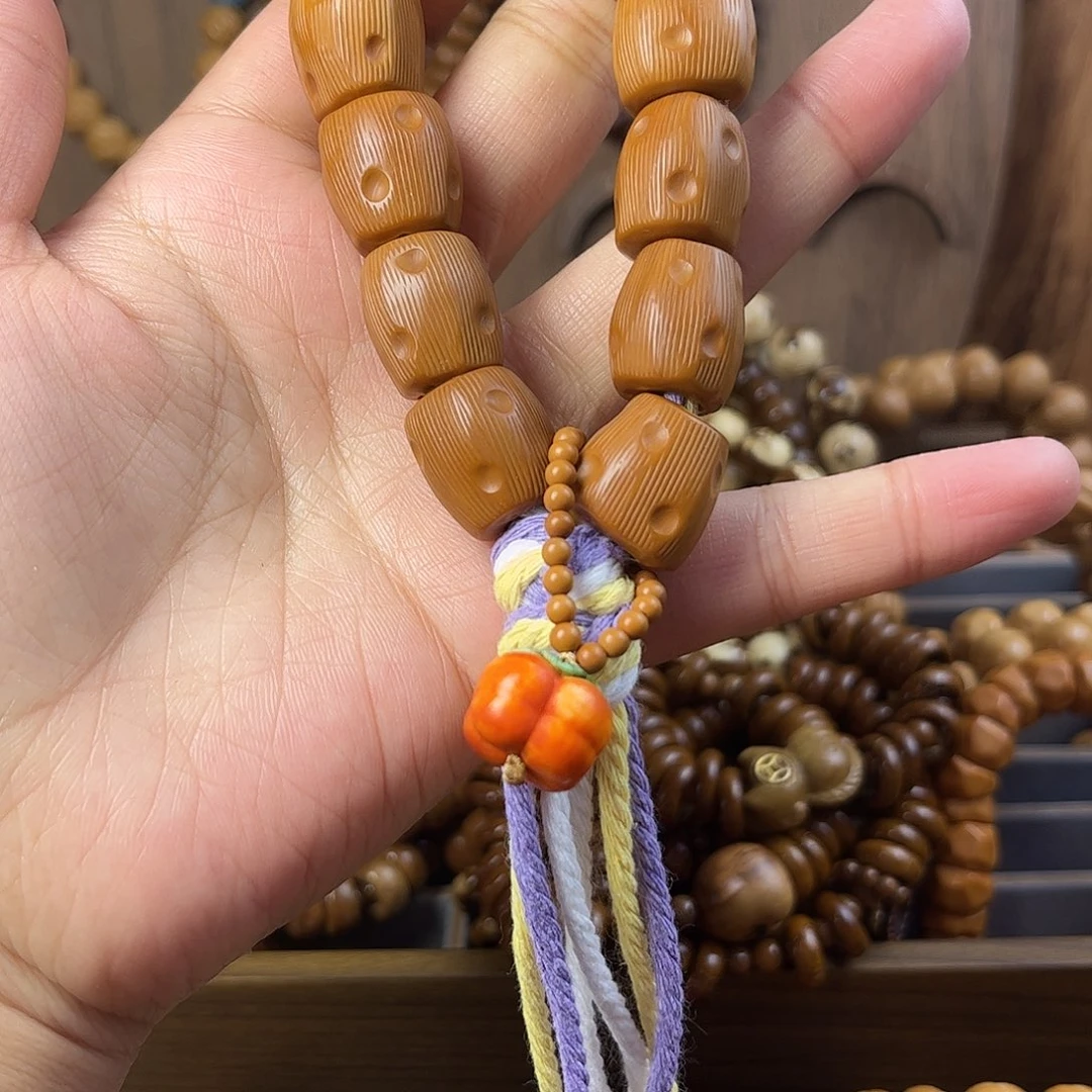 橄榄核吊坠天然猴头核桃手串手持手捻标题