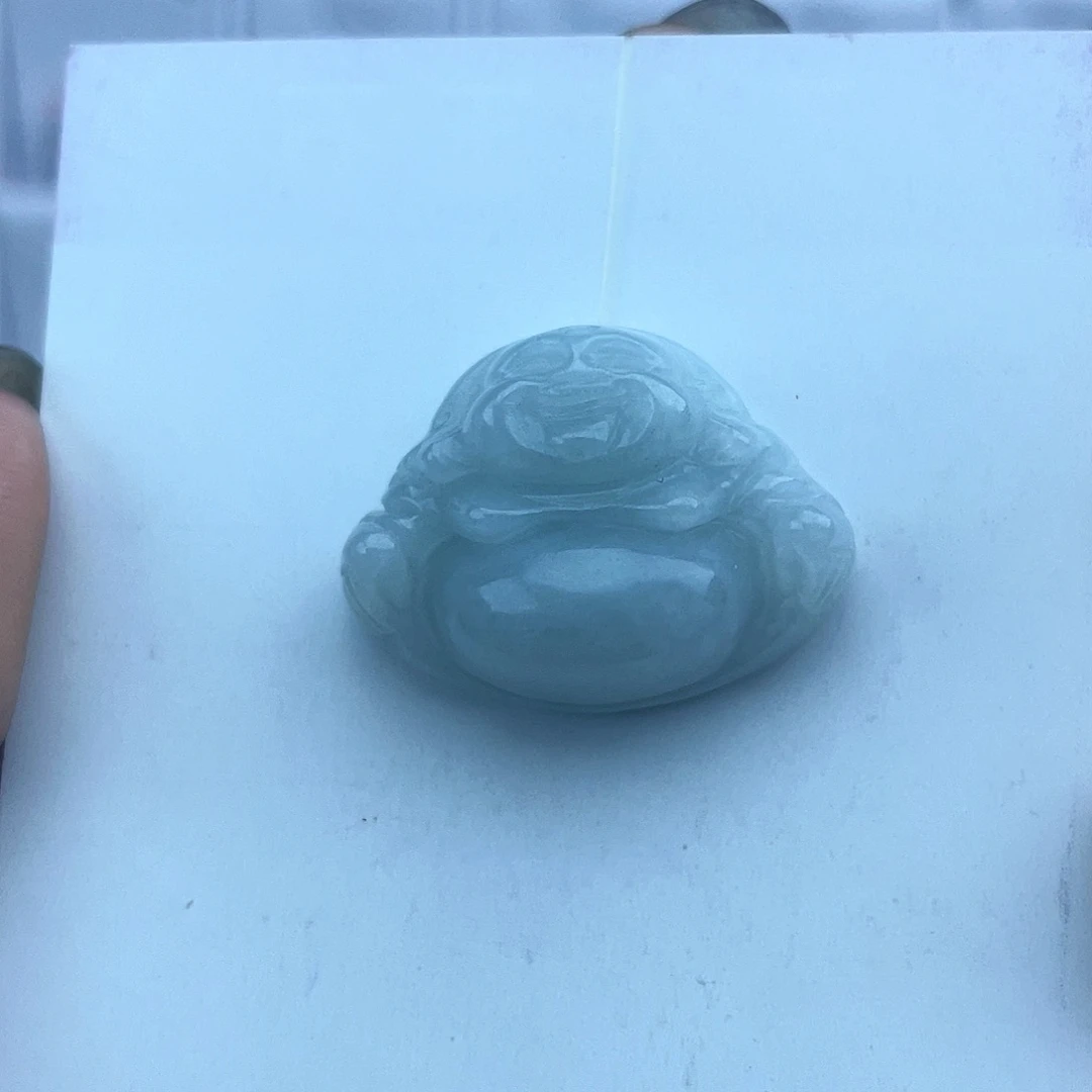 翡翠未镶嵌颈饰佛公