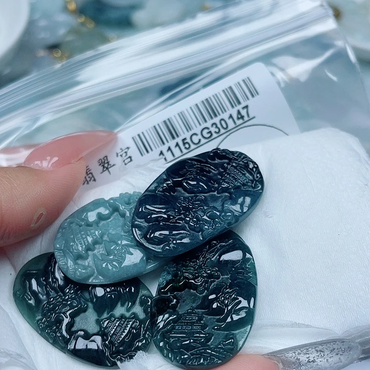 翡翠未镶嵌吊坠(不含链)