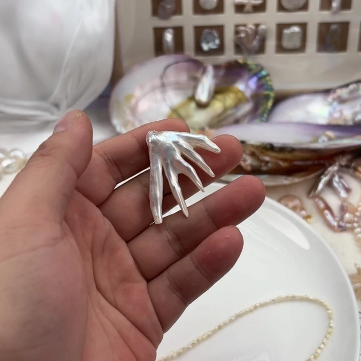 K***.淡水珍珠吊坠(不含链)未镶嵌