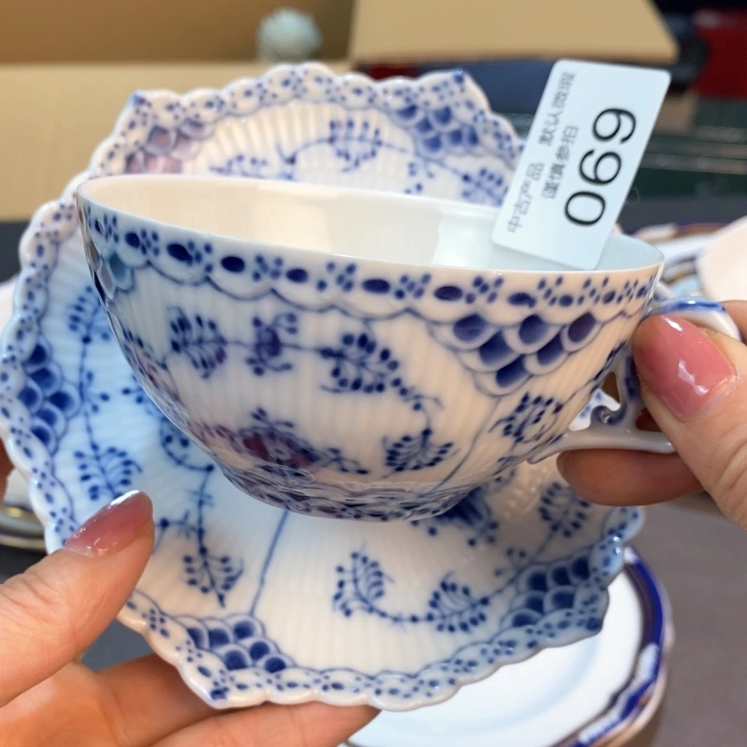 瓷器过哈哈哈哈哈哈哈