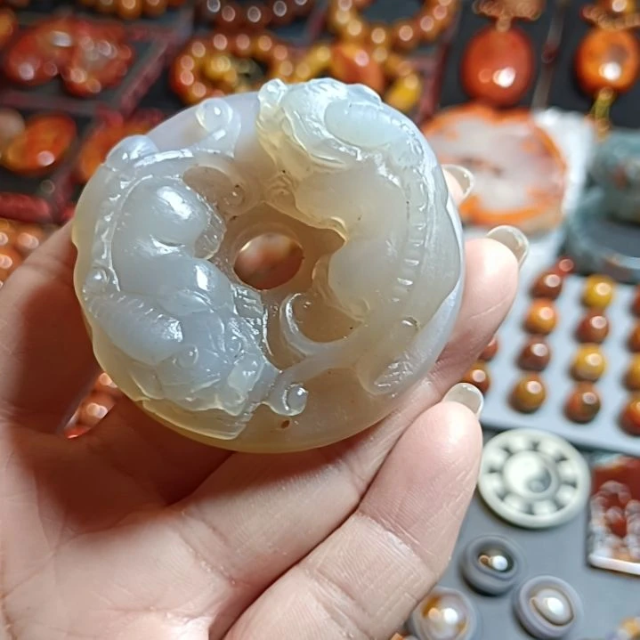 玛瑙/玉髓未镶嵌手把大吊坠