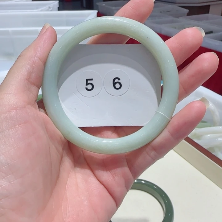 和田玉未镶嵌手镯181