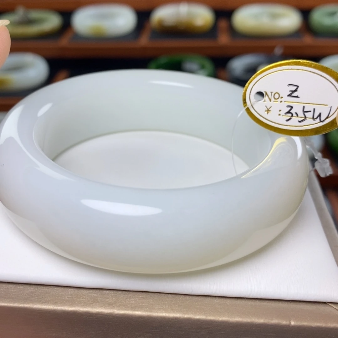 未镶嵌手镯和田玉（白玉）