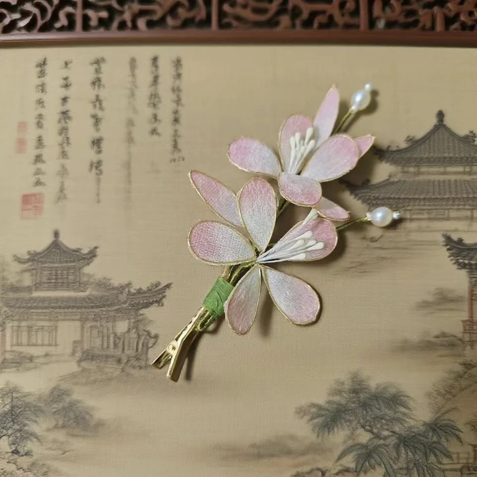 【云鬓花颜阁绒面发夹】雪萦粉花（孤品）非遗生蚕丝绒面爆款发夹B234