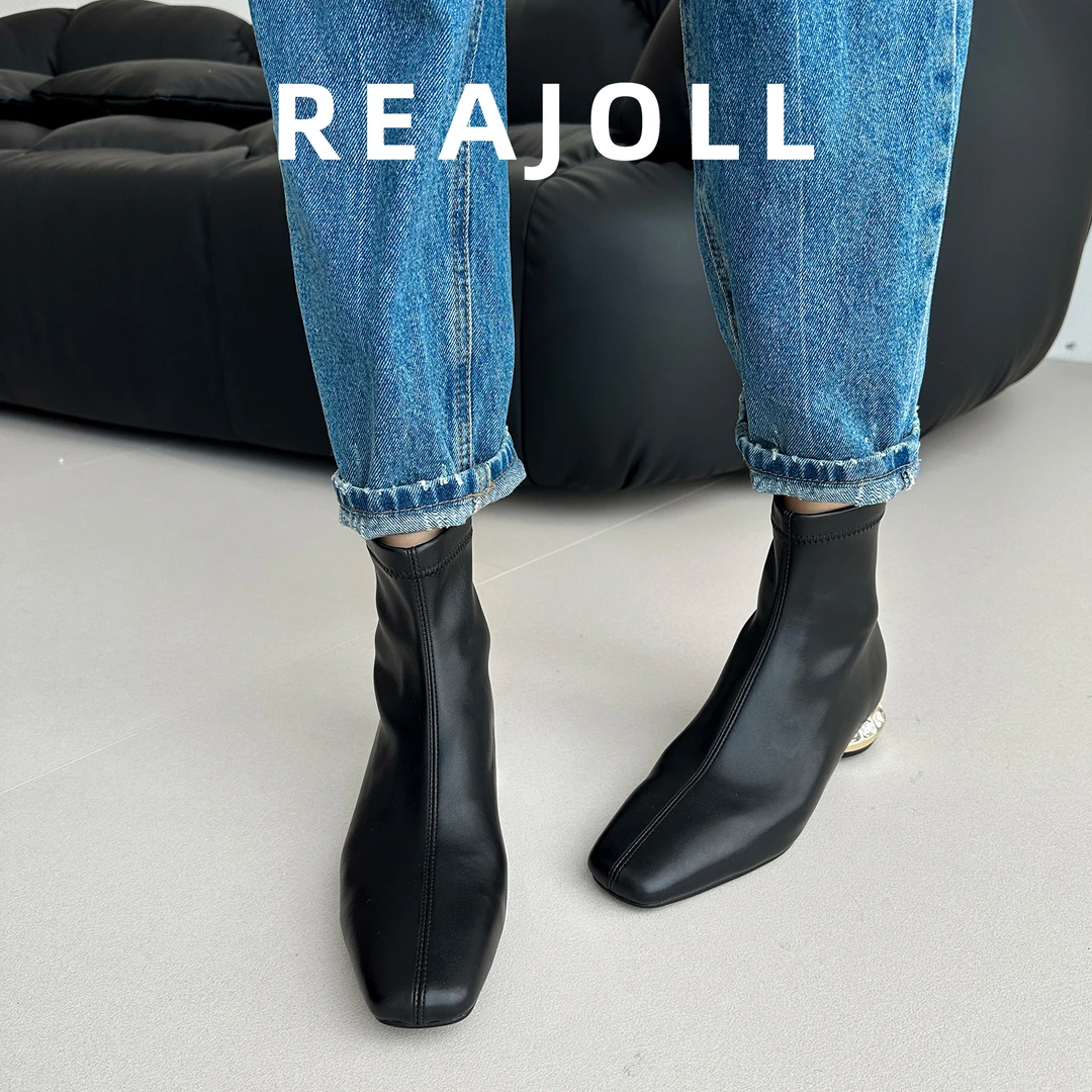 马丁靴女款2025新款秋冬显瘦水钻方头法式网红绝美巨好看时装短靴