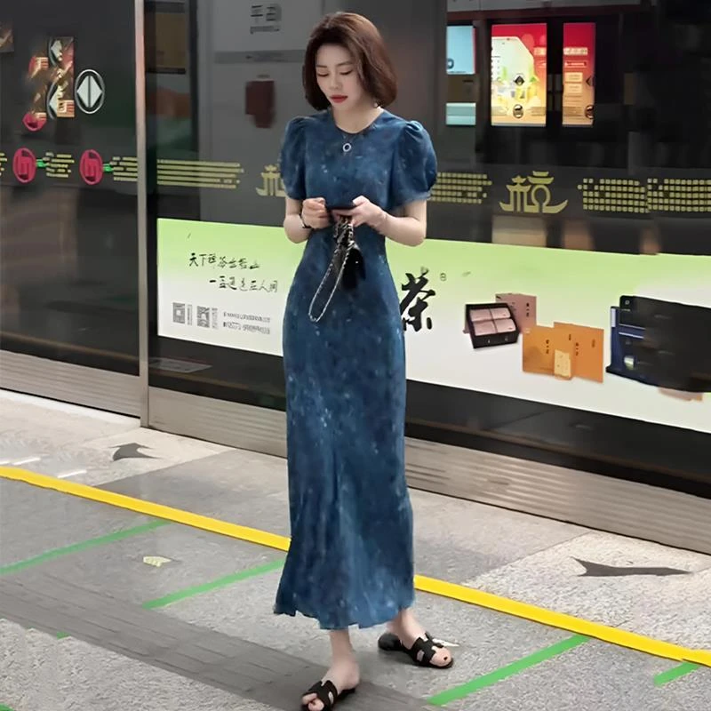 【漫步洱海】45斜裁油画晕染花卉连衣裙女夏慵懒松弛感气质长裙