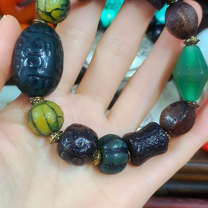 玛瑙/玉髓颈饰合金