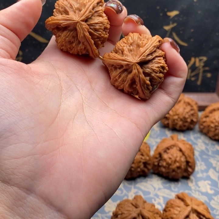 1***吊坠文玩核桃白狮子