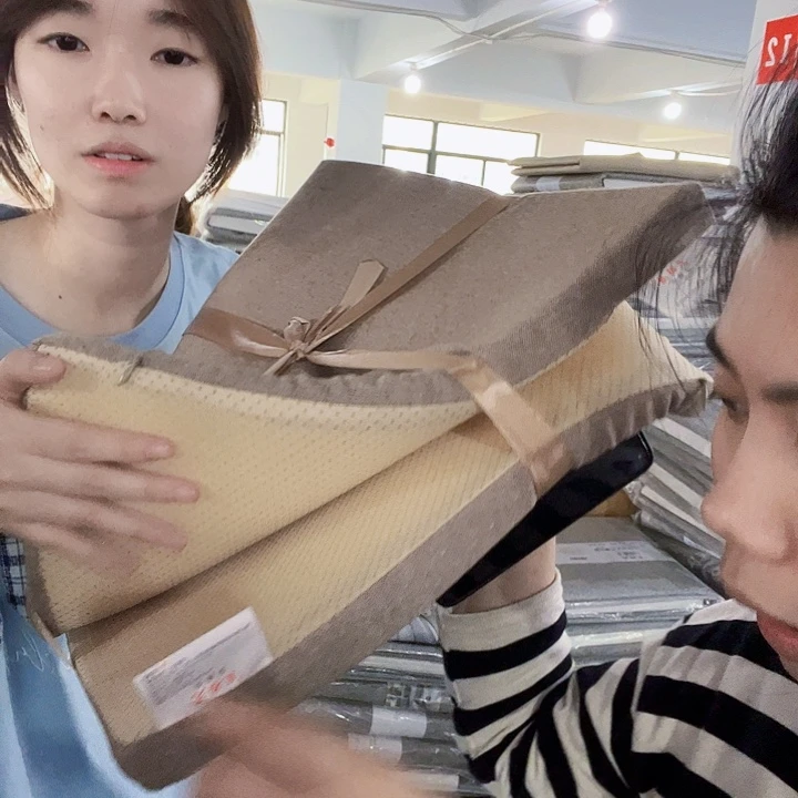 棉卡其记忆棉发2个坐垫