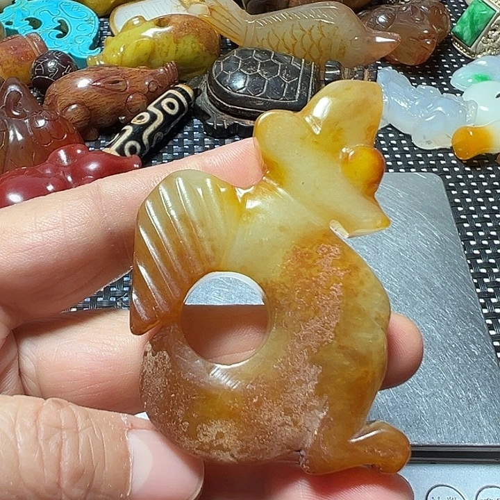 和田玉（糖玉）未镶嵌挂件