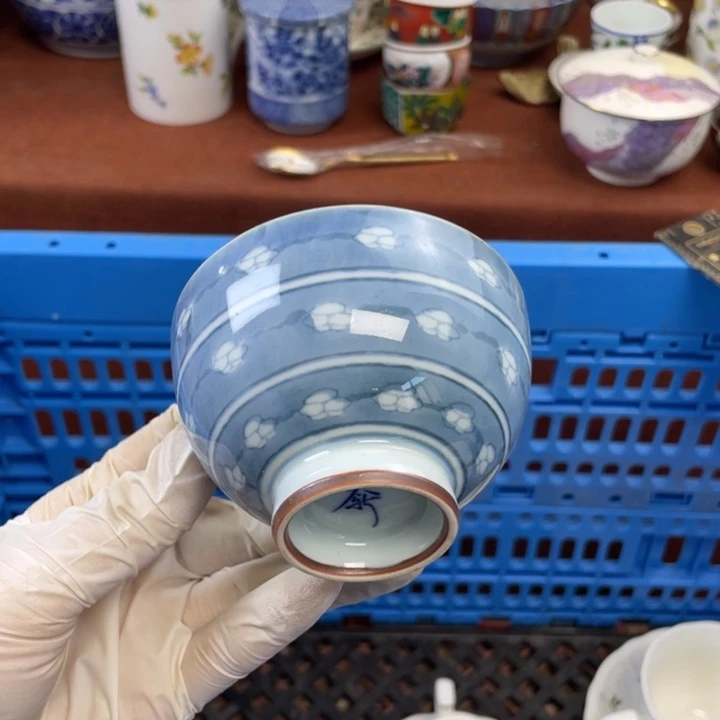 他家瓷器真美…开播