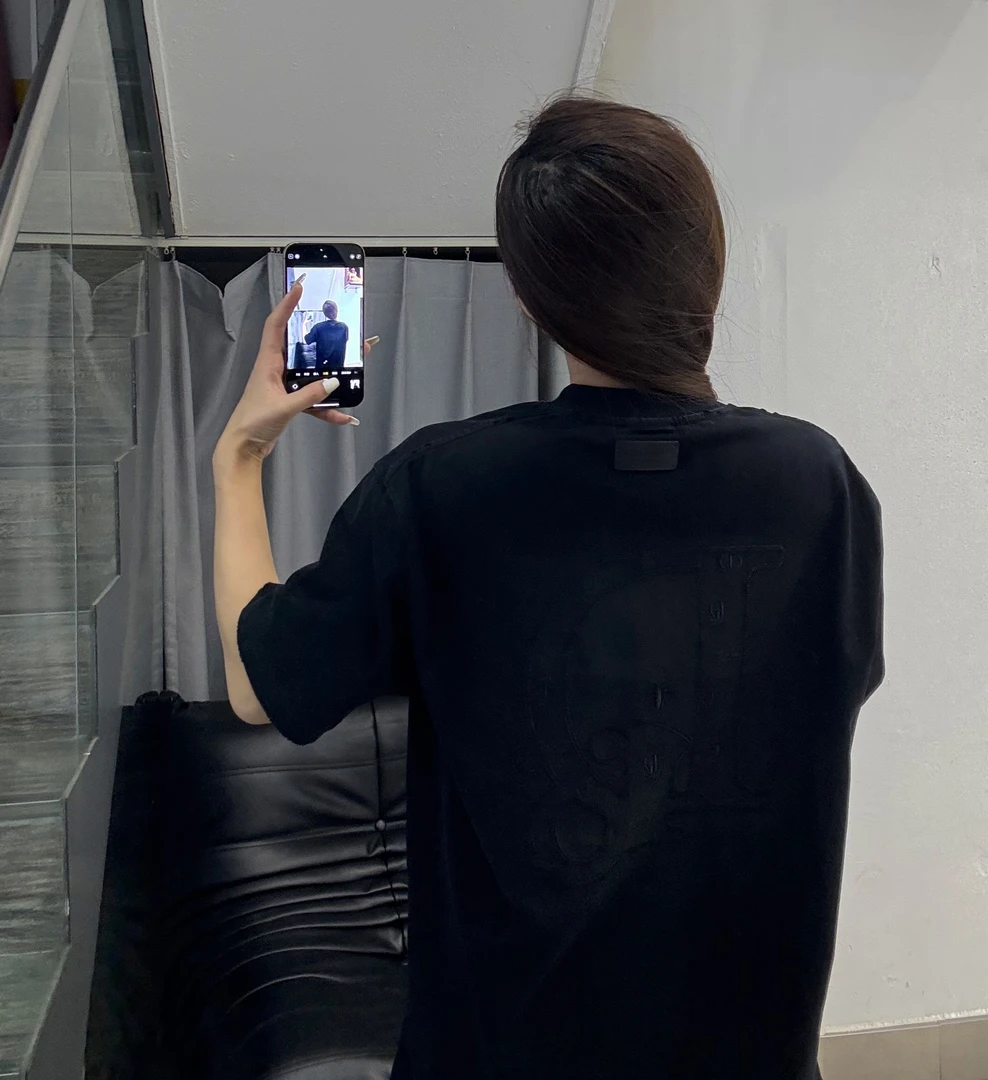 {浮雕刺绣小蜜蜂}2025潮牌浮雕工艺小蜜蜂男女同款T恤