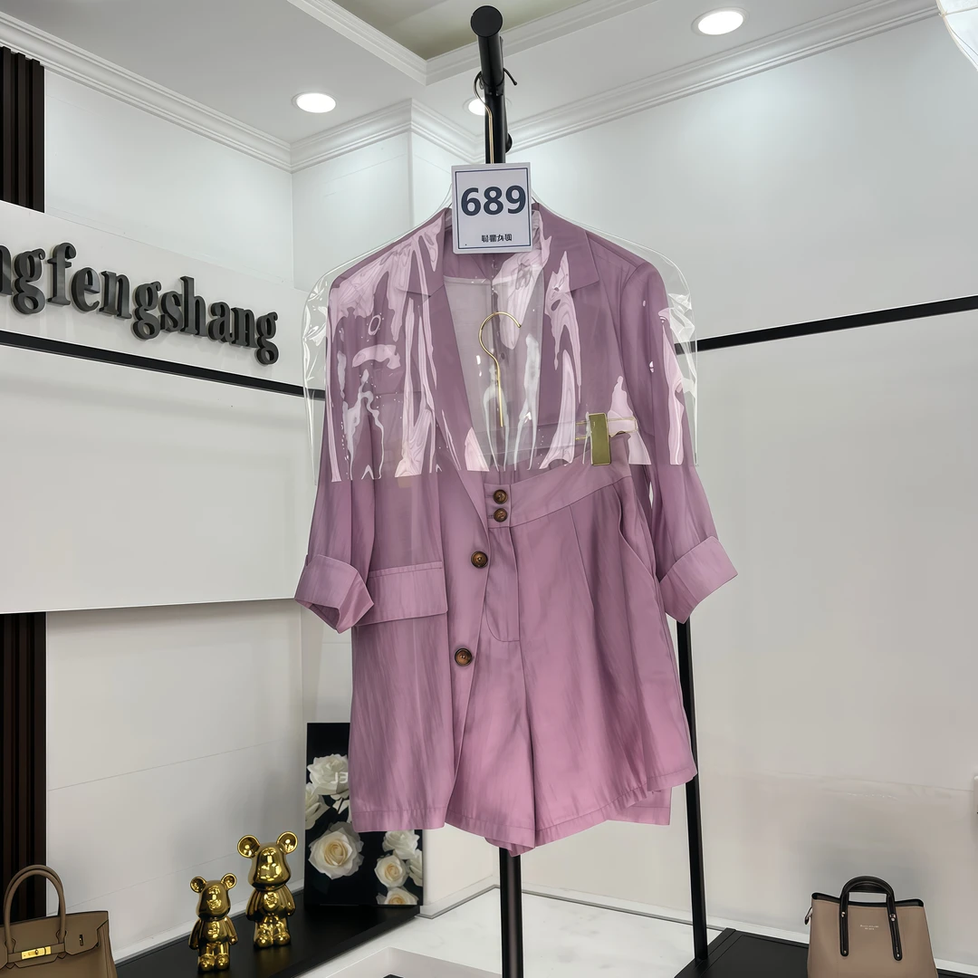 【程婉迎】689爆款薄款粉色西装套装女夏季简约风职业装短裤两件套