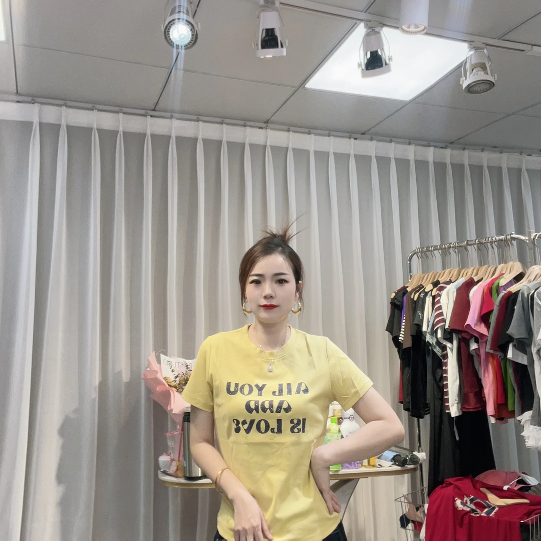 大美小美 微胖MM（现货福利）短袖字母圆领百搭上衣