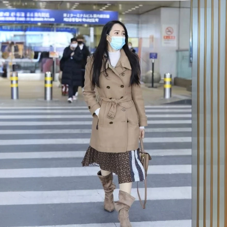 99新 BURBERRY/博柏利 海囤K/巴宝莉外套/uk4码/mm151580