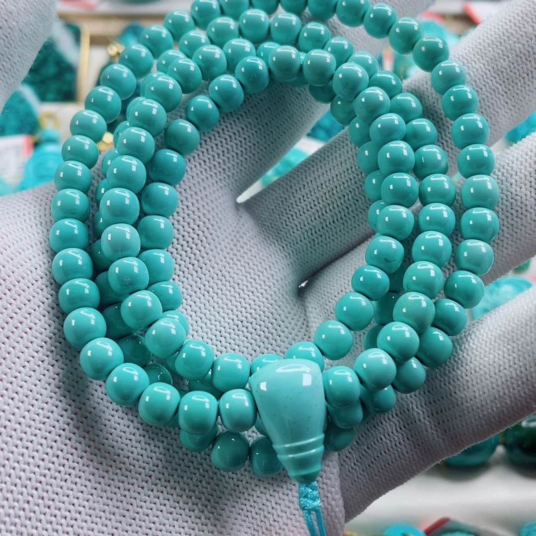 绿松石未镶嵌颈饰