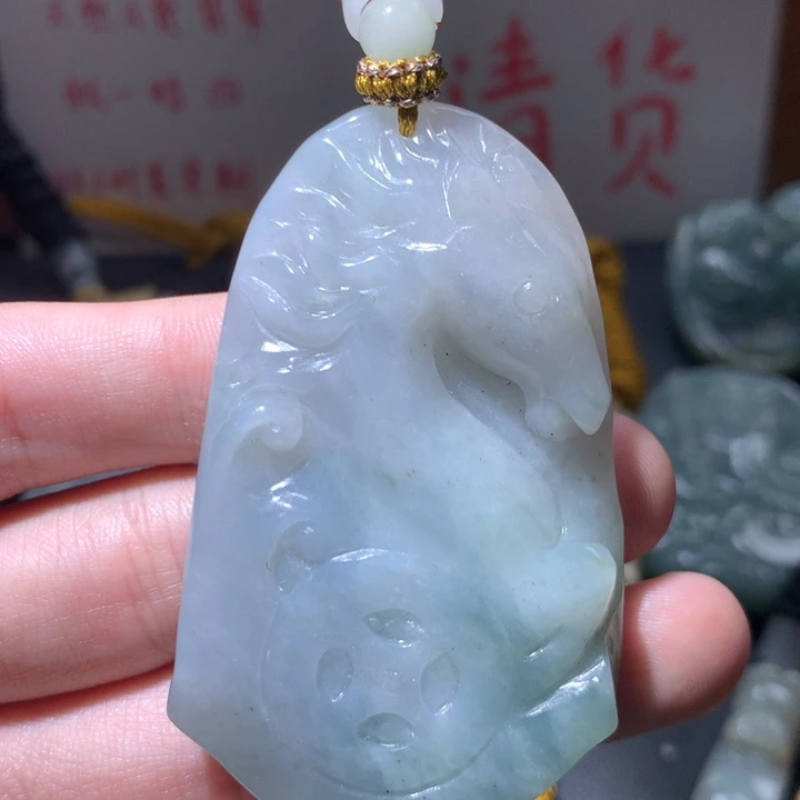 翡翠未镶嵌颈饰保真天然a货翡翠