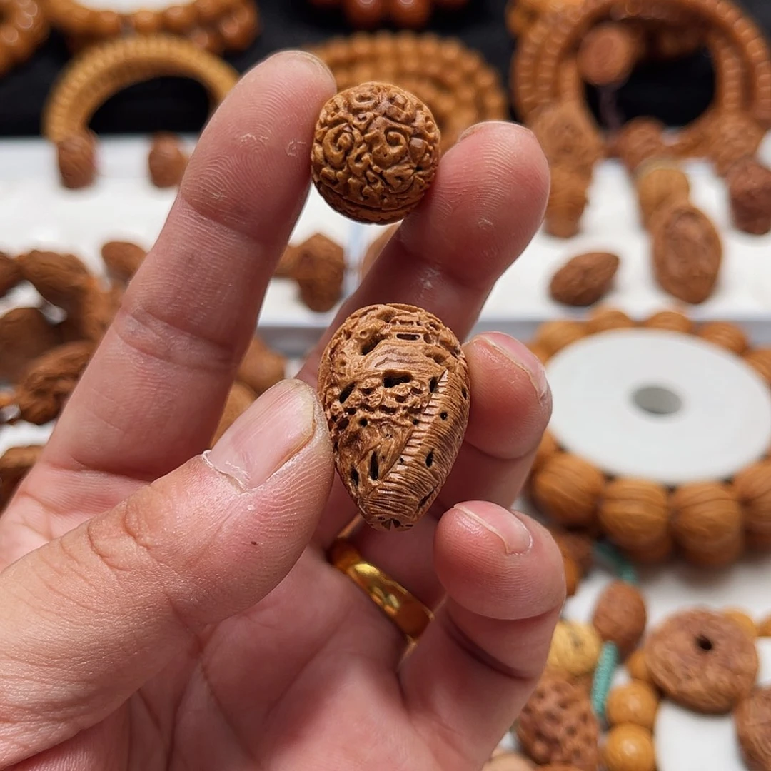 鬼***怪核桃其他手工桃核工艺制作