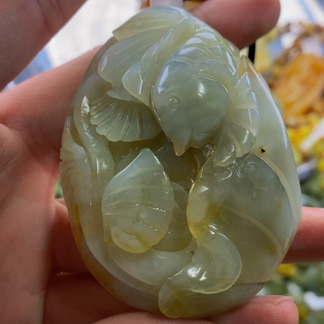 蛇纹石玉吊坠未镶嵌